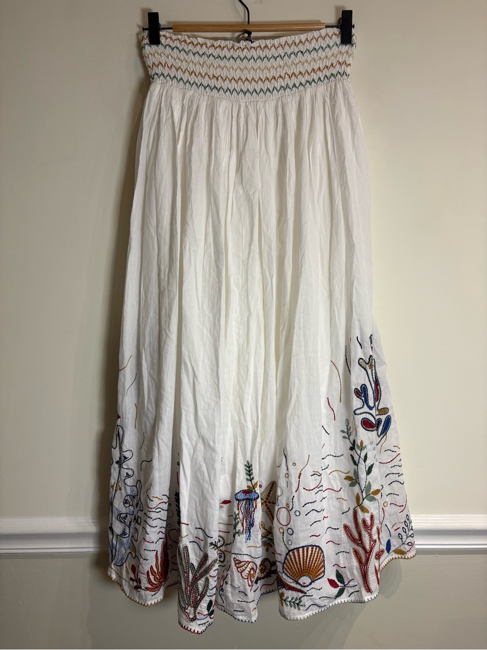 ZARA Mid-Waist Smocked Sea Motif Embroidered Long Skirt Size Large - Picture 8 of 11